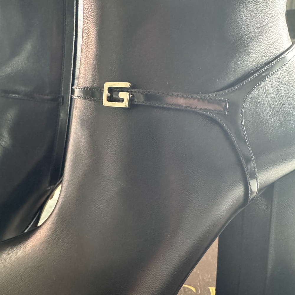 💕💕SOLD💕💕Gucci Black Heeled Boots with Platform Sole - Picture 8 of 9